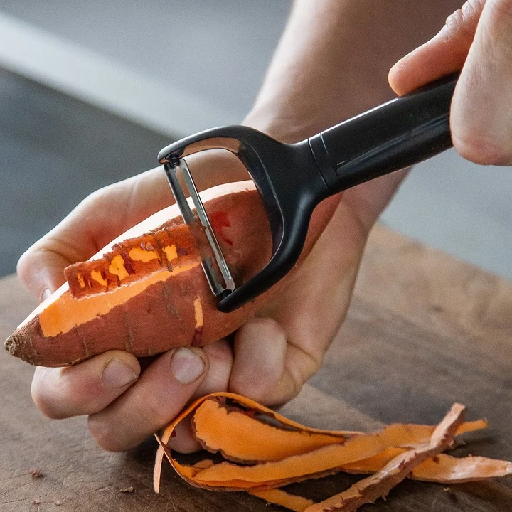 Obieraczka typu "Y" Classic czarna