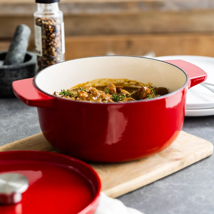 3,3L Garnek żeliwny czerwony