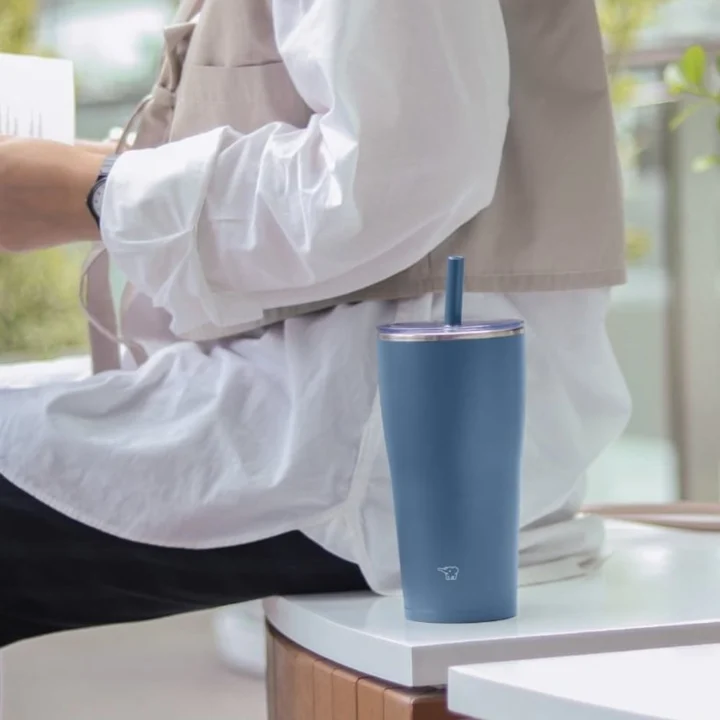 0,72L Kubek termiczny ze słomką ZOJIRUSHI