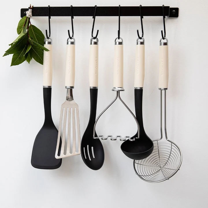 Tłuczek do ziemniaków Coreline kremowy