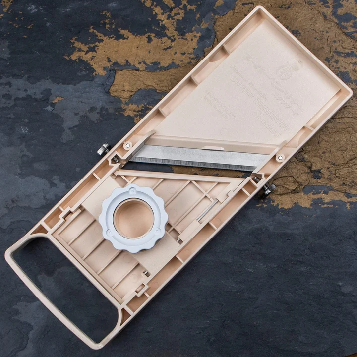 Benriner Super Standard Mandolina do warzyw 95 mm Beige