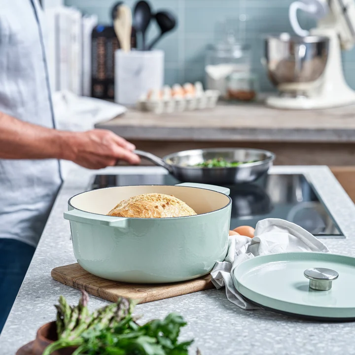 3,3L Garnek żeliwny pistacjowy