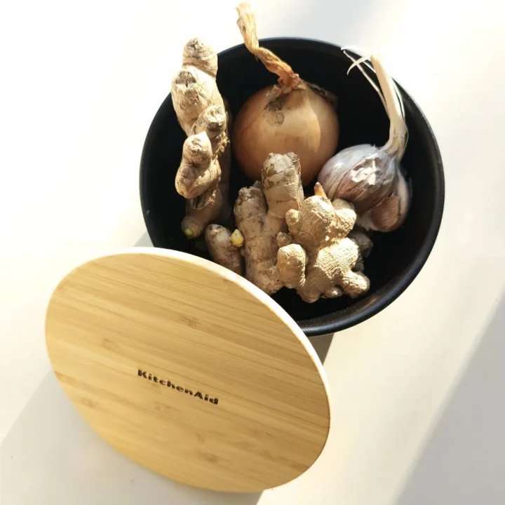 Miseczka ceramiczna 15cm z pokrywą czarny mat