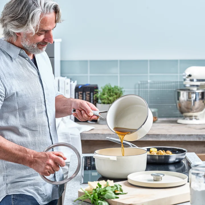 5,2L Garnek żeliwny kremowy