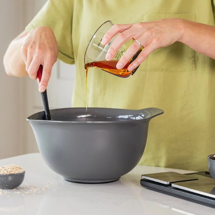 Zestaw 3 szarych misek z wylewką