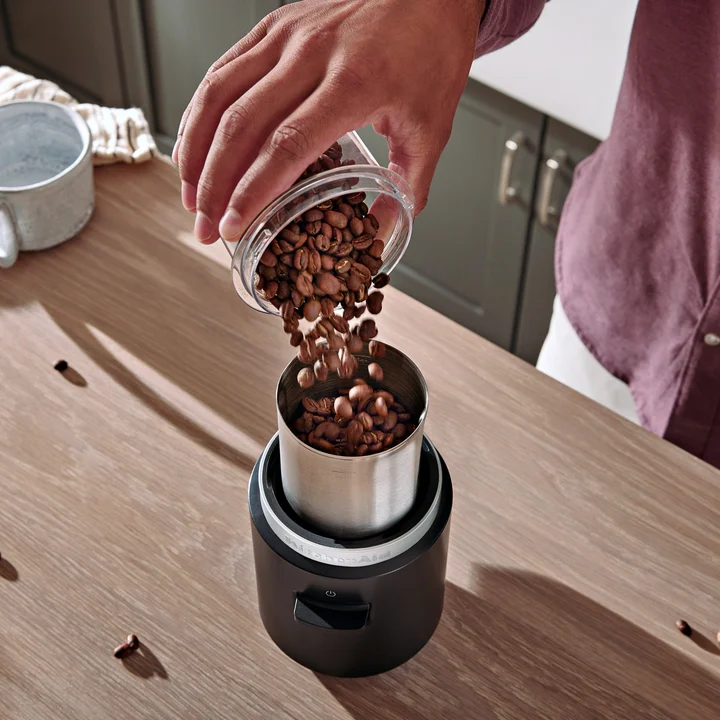 Młynek do kawy KitchenAid Go z aku.