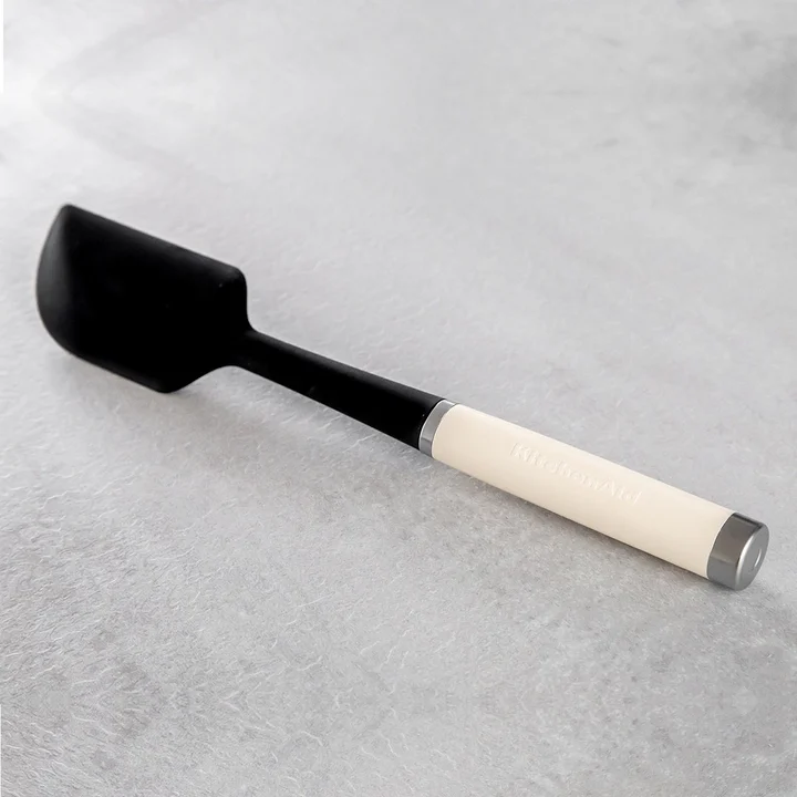 Szpatuła skośna Coreline kremowa