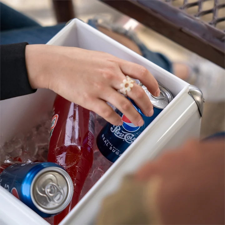 Lodówka Piknikowa Permasteel PS-205 różowa