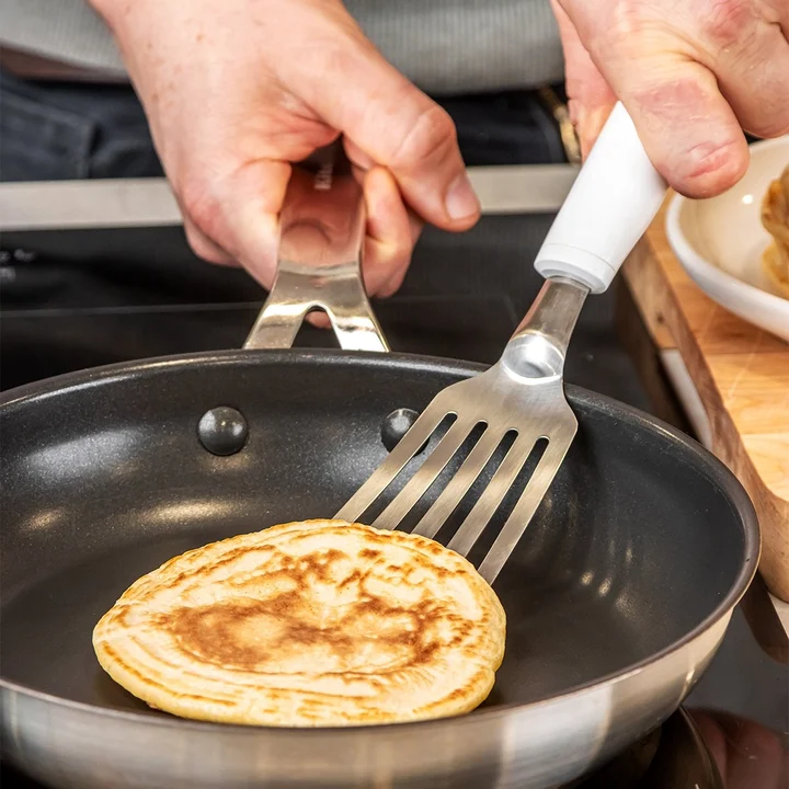 Łopatka do smażenia Classic biała