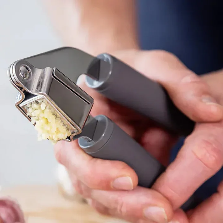 Wyciskacz do czosnku Coreline szary