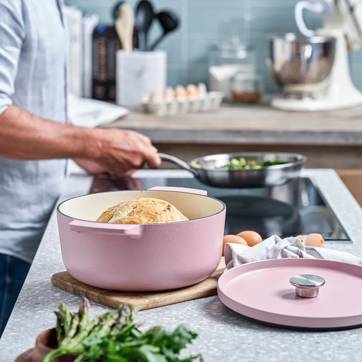 5,2L Garnek żeliwny pudrowy róż