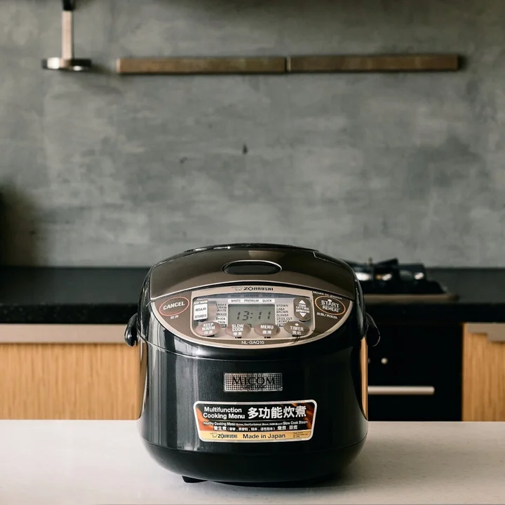 Rice Cooker Zojirushi Micom NL-GAQ18