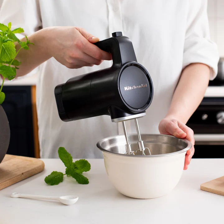 Mikser ręczny KitchenAid Go bez aku.