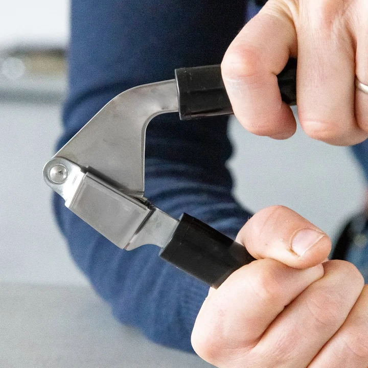 Wyciskacz do czosnku Classic czarny