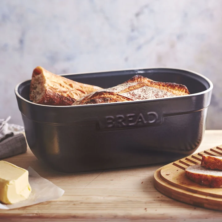 Chlebak ceramiczny czarny Emile Henry