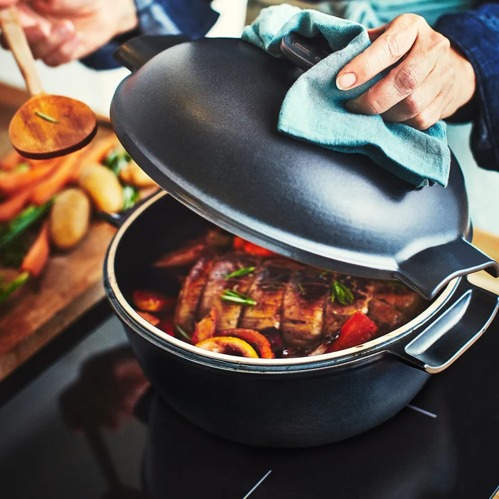 Garnek ceramiczny 4L czarny Emile Henry