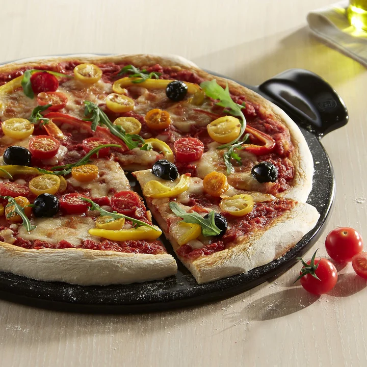 Kamień do pizzy z łopatką Emile Henry