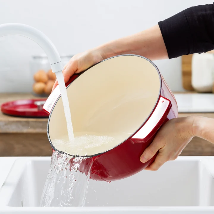 5,2L Garnek żeliwny czerwony