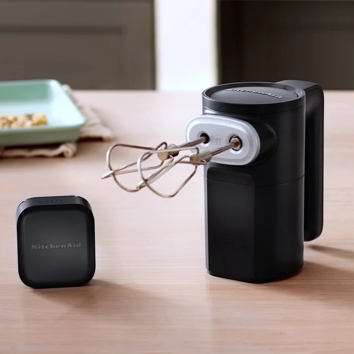 Mikser ręczny KitchenAid Go z aku.