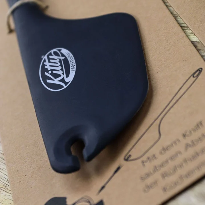 Szpatułka długa czarna Kitty Pro