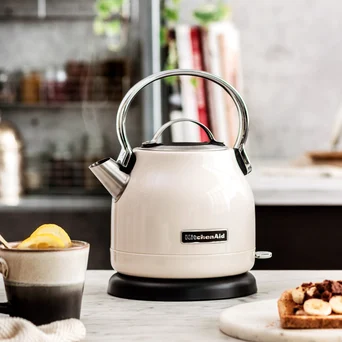 1,25L Czajnik Stella 5KEK1222 w kolorze kremowy